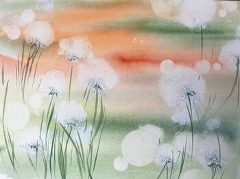 weiße blumen im Aquarell leicht und luftig