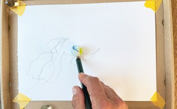 Malübung mit Murmel